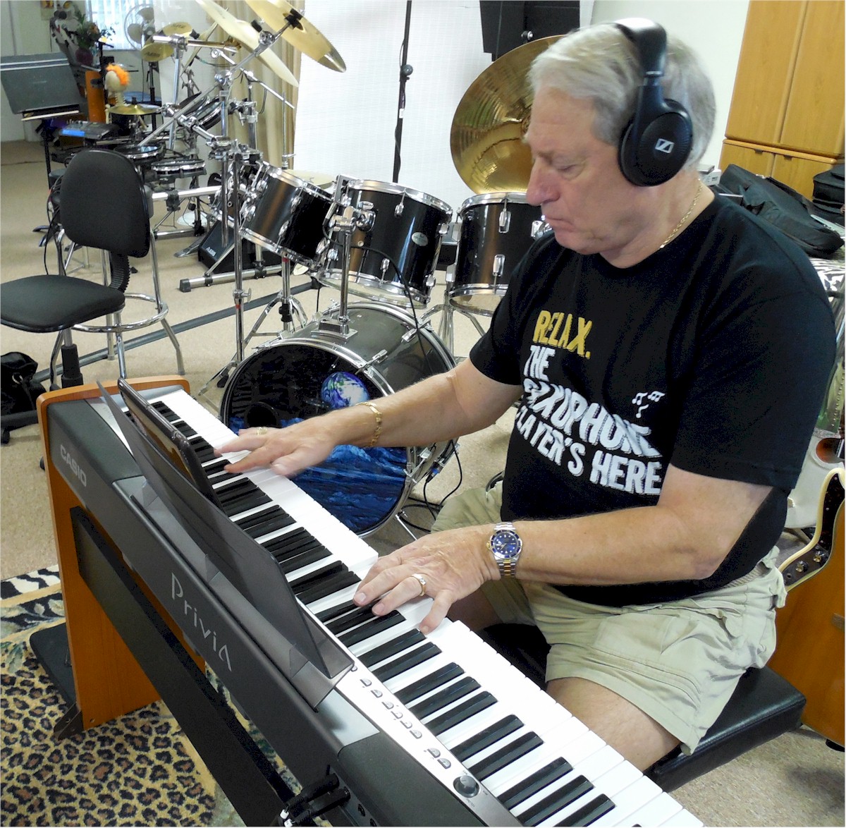 wpe4.jpg (14882 bytes)