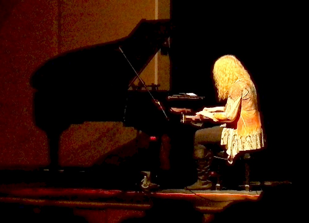 wpe1.jpg (21743 bytes)